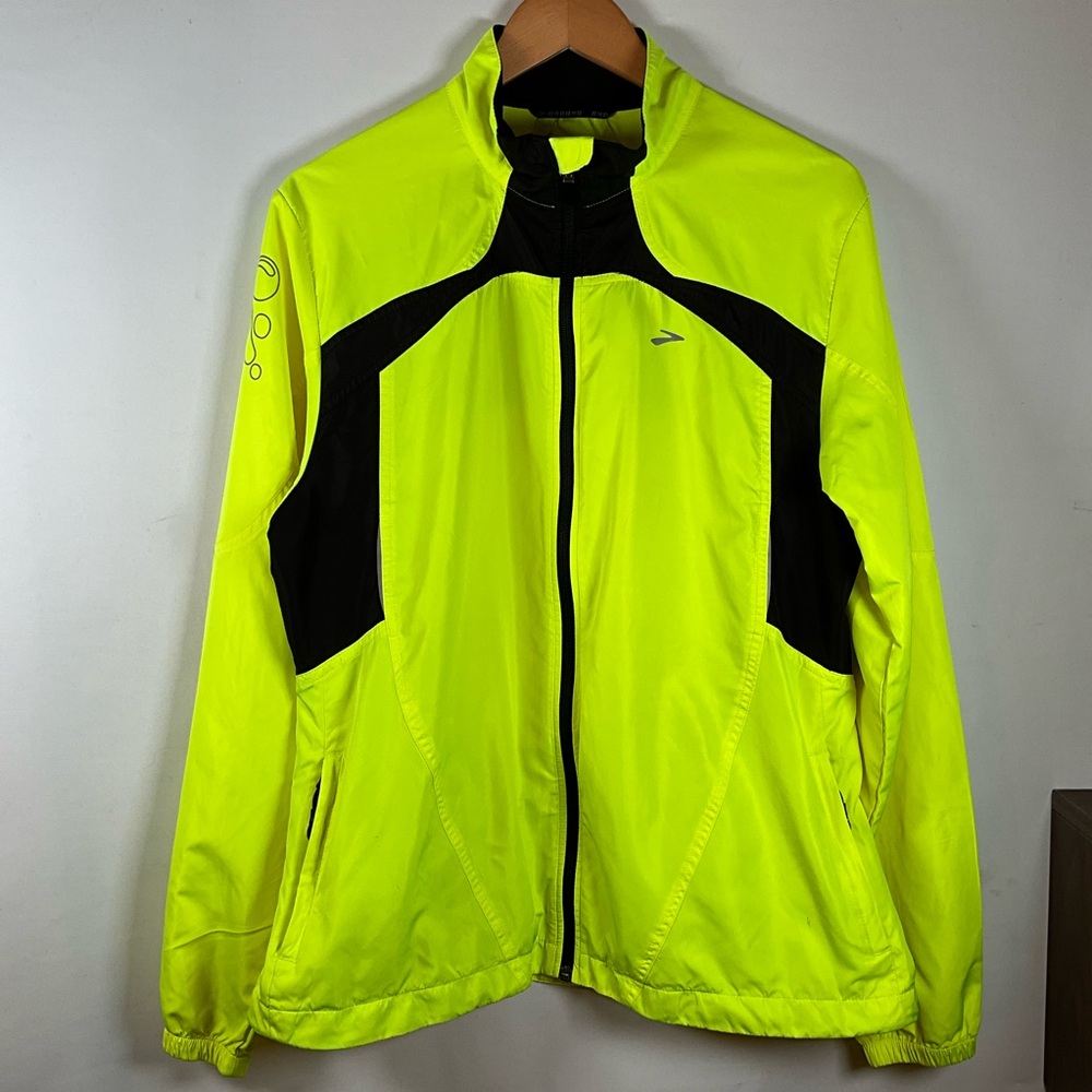 Brooks Men's Bright Yellow and Black Windbreaker